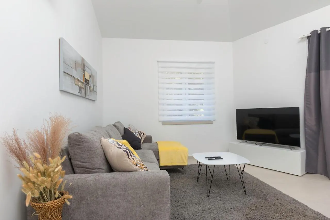 Villa Pinia Fazana Apartment